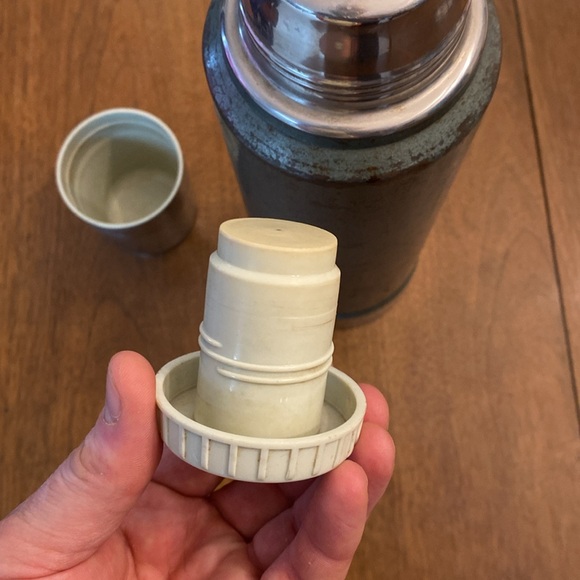 Vintage Stanley Thermos NO. A-944B Quart NO. 11 Stopper - Picture 4 of 7